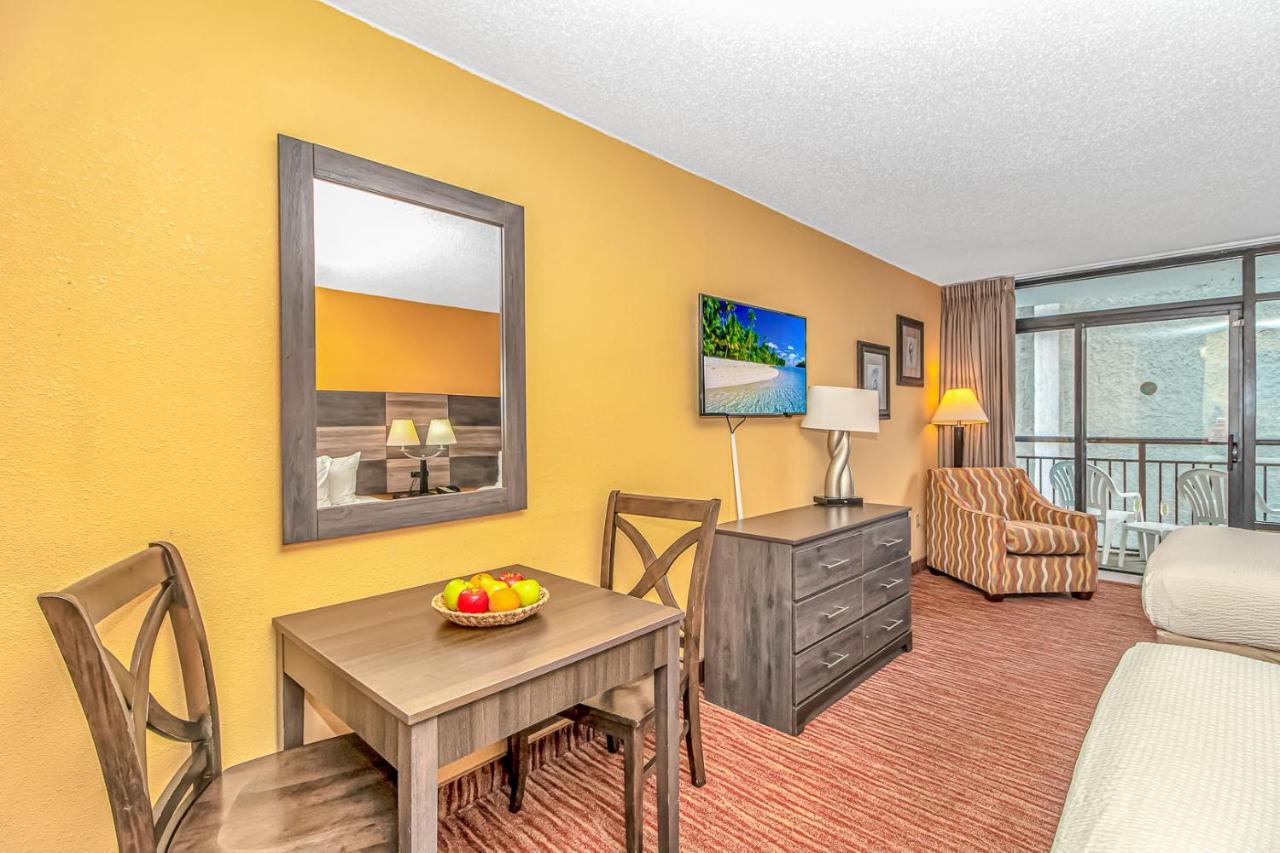 Landmark Resort 1422 Massive Pools And Lazy Rivers Perfect For A Couple Or Party Of 4 Myrtle Beach Room photo